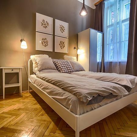 Logement Sous Le Chateau บูดาเปสต์ ภายนอก รูปภาพ