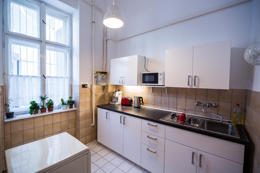 Logement Sous Le Chateau บูดาเปสต์ ภายนอก รูปภาพ